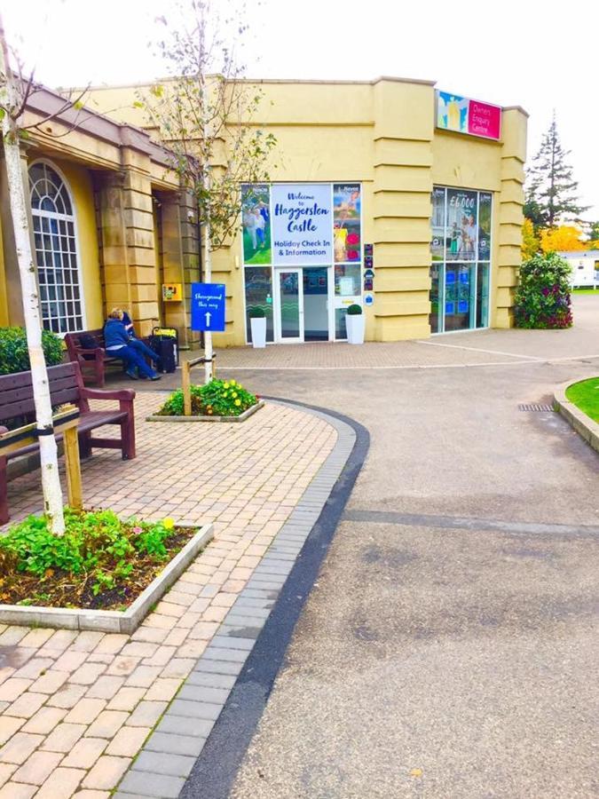 Haven Haggerston Castle Caravan Hire Cheswick  Esterno foto